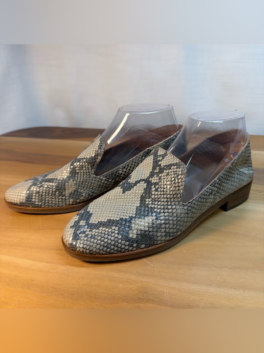 NEW Lucky Brand Cahill Leather Loafer Chinchilla Snakeskin Women Sz 8M (38 1/2)
